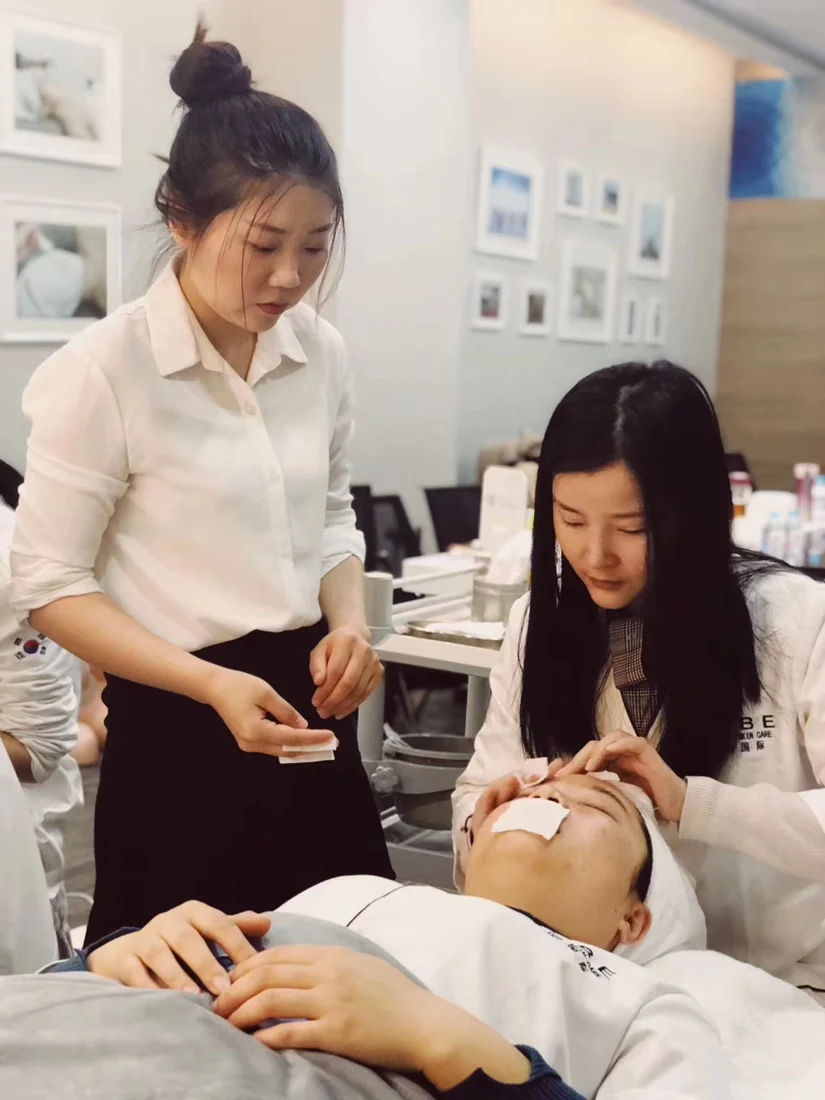 HEBE / Learning & professional practice · 06
