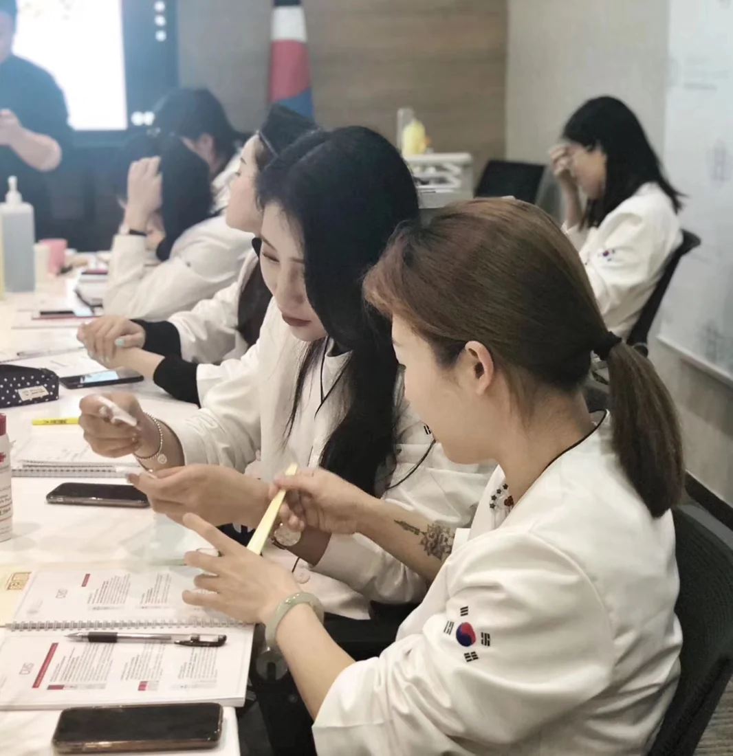 HEBE / Learning & professional practice · 24