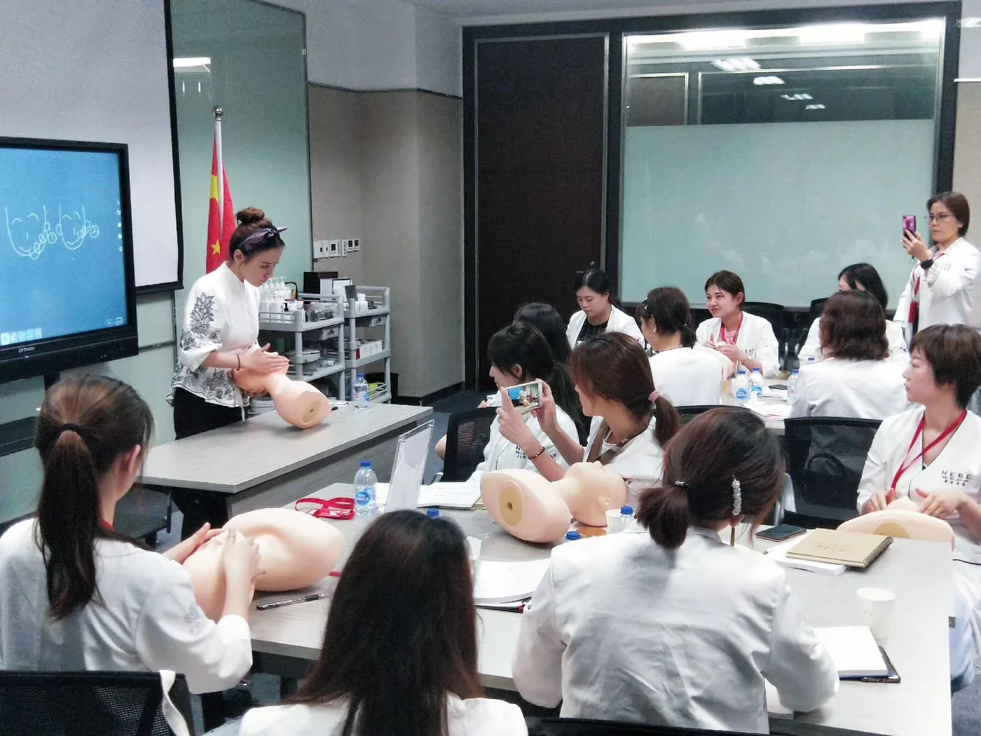 HEBE / Learning & professional practice · 27
